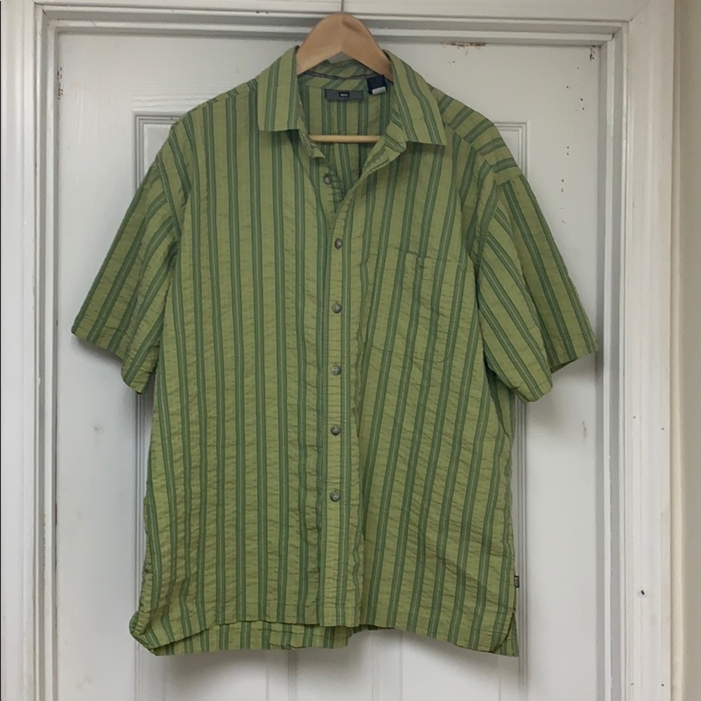 REI. Shirt sleeve shirt. Size L. - Picture 2 of 4